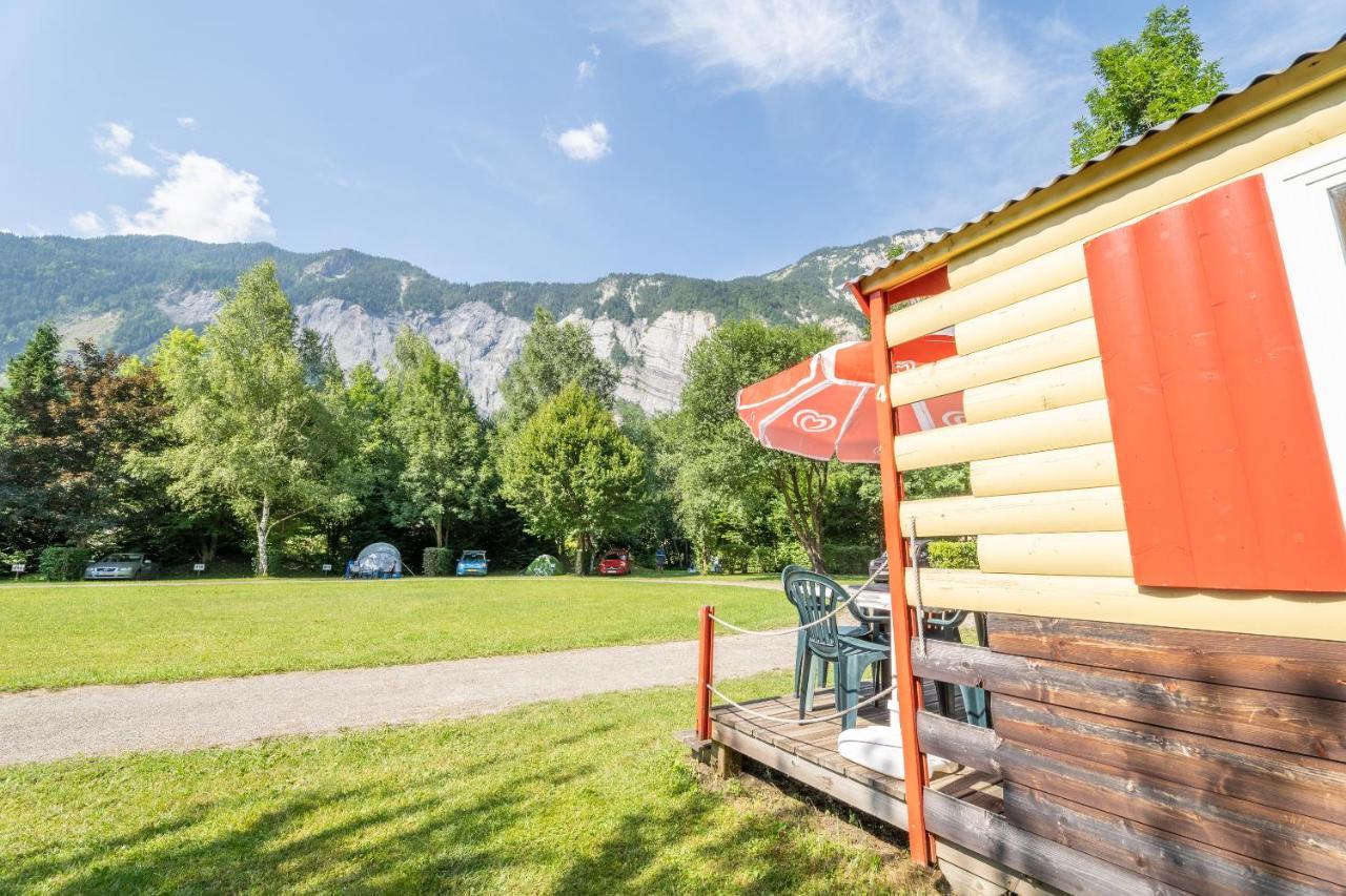 Hotel Camping Le Colporteur Le Bourg-dʼOisans Exterior foto