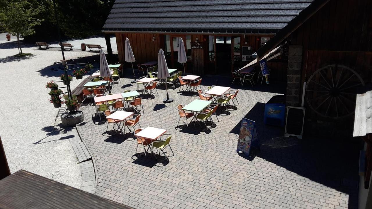Hotel Camping Le Colporteur Le Bourg-dʼOisans Exterior foto